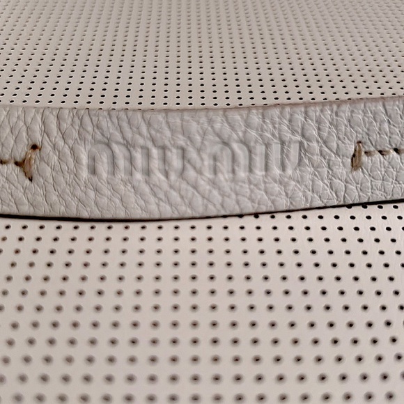 Miu Miu Gold and White Belt with Modern Gold Circle Accents